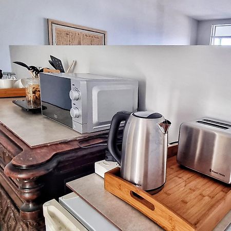 The Dragon Tree Guesthouse Kalk Bay Bagian luar foto