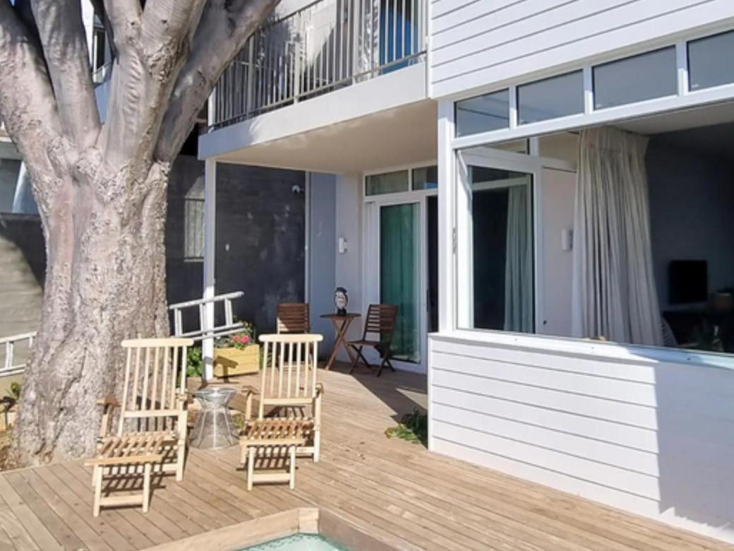 The Dragon Tree Guesthouse Kalk Bay Bagian luar foto