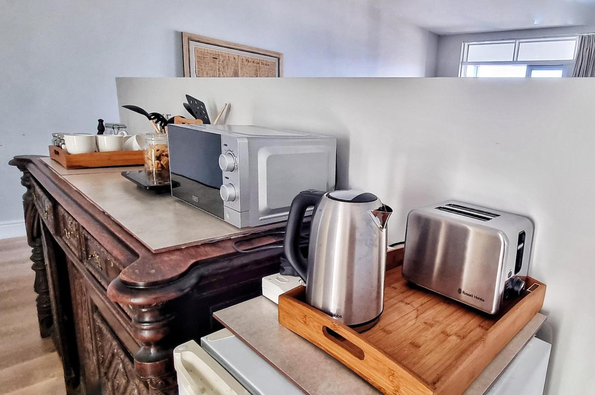 The Dragon Tree Guesthouse Kalk Bay Bagian luar foto