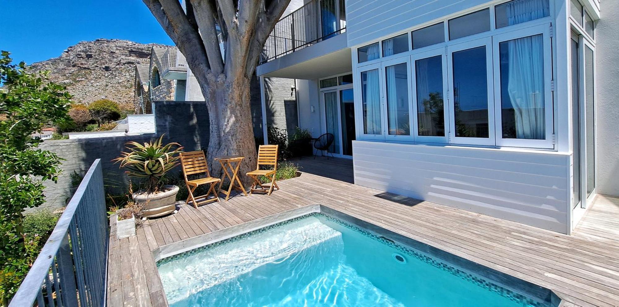The Dragon Tree Guesthouse Kalk Bay Bagian luar foto